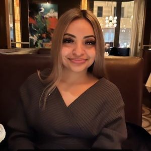 Meet your Posher, Stephanie